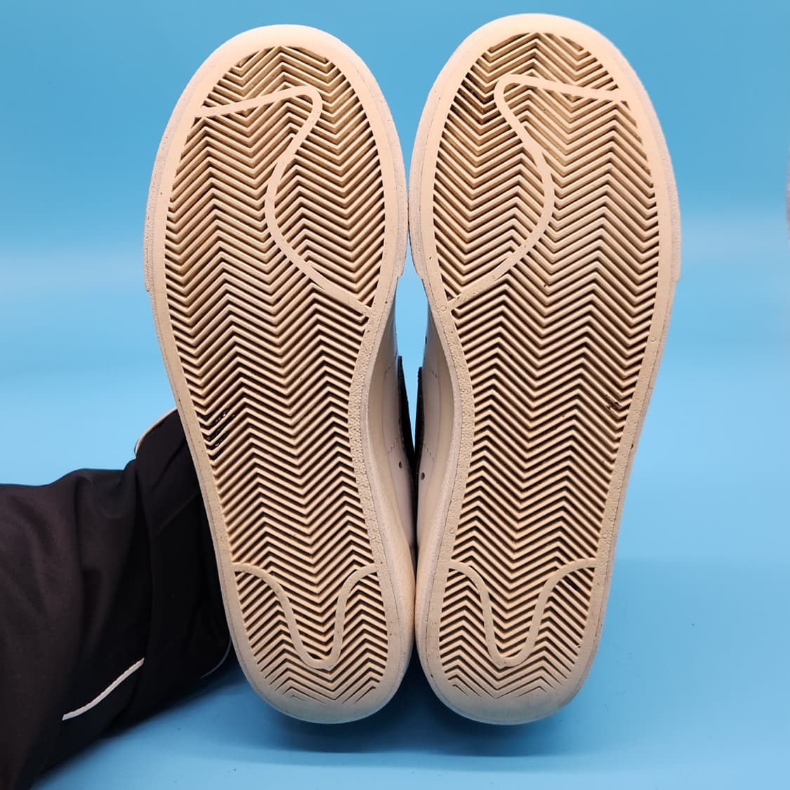 oo 나이키 블레이저 로우 플랫폼 여성스니커즈240  상품이미지3