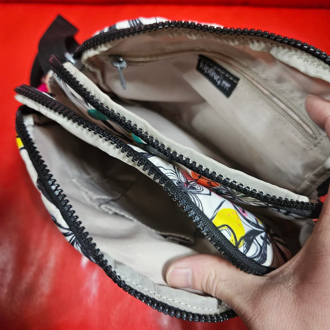  키플링 멀티컬러 핑크 릴라고 크로스백 Free size 상품이미지4