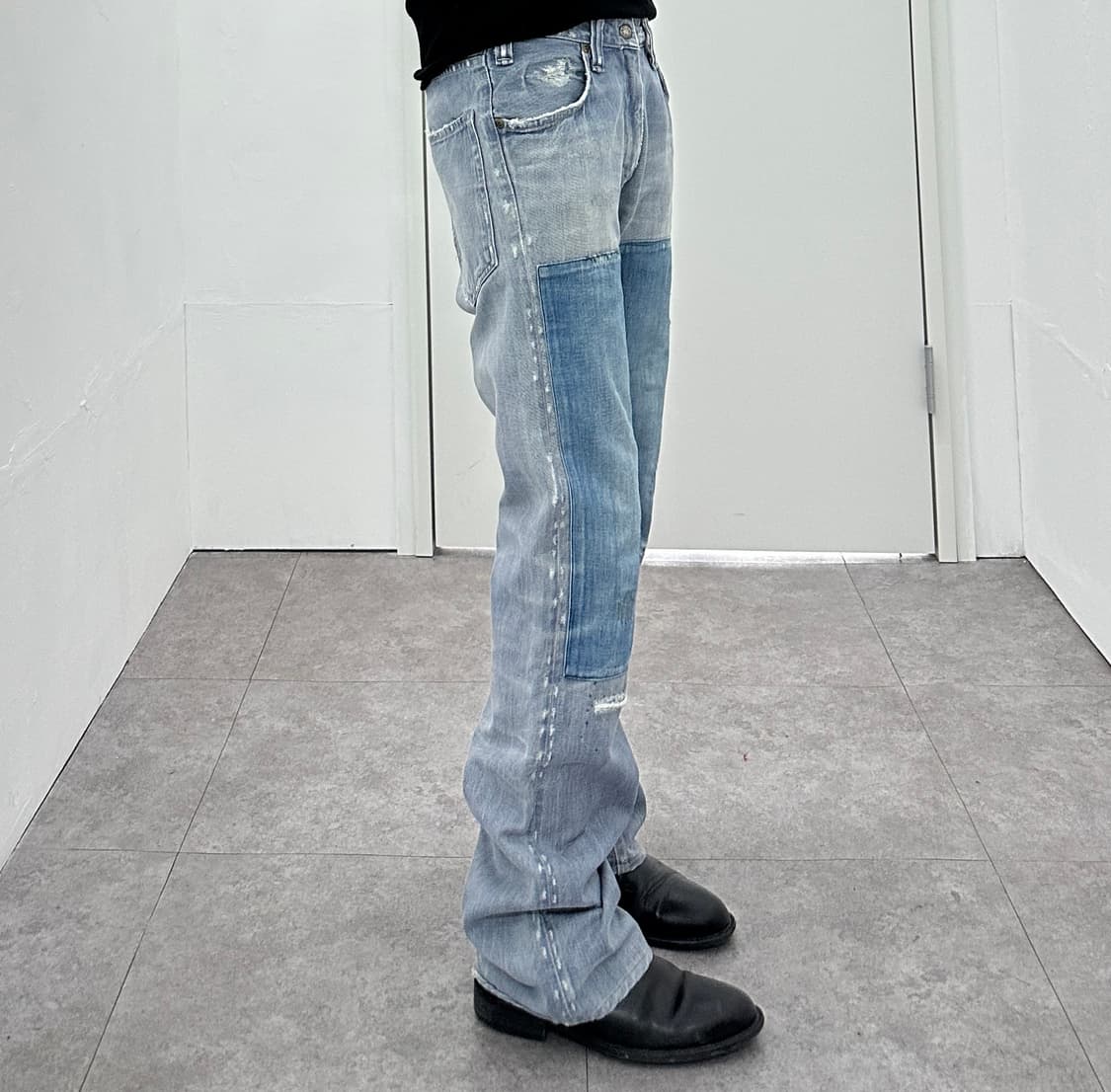 Denim Panel Distressed Pants 상품이미지4