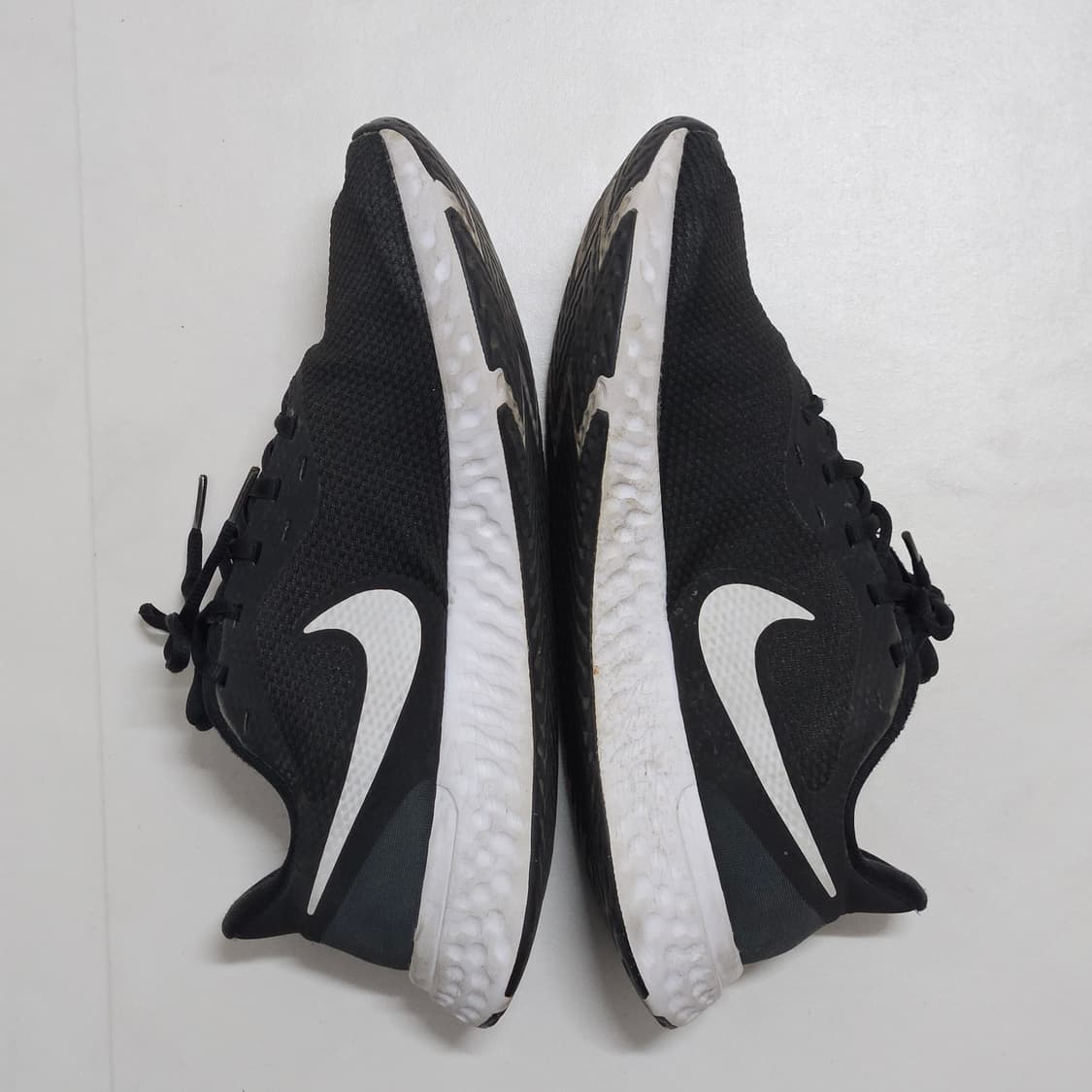 나이키 레볼루션 5 검흰 운동화 280 상품이미지4