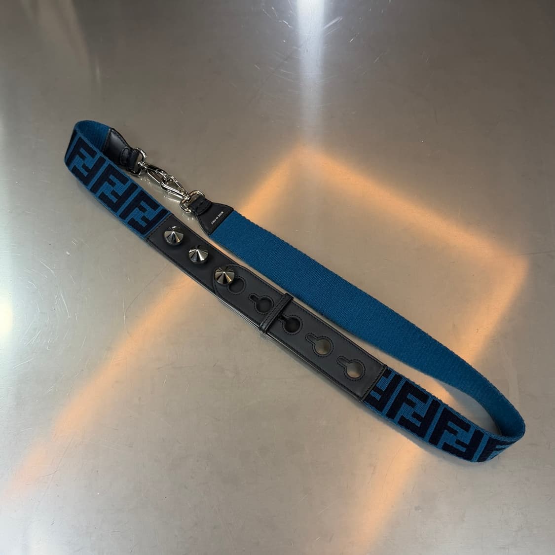 [리오브] 펜디 FF 패브릭 스트랩 유 스터드 스트랩 상품이미지4