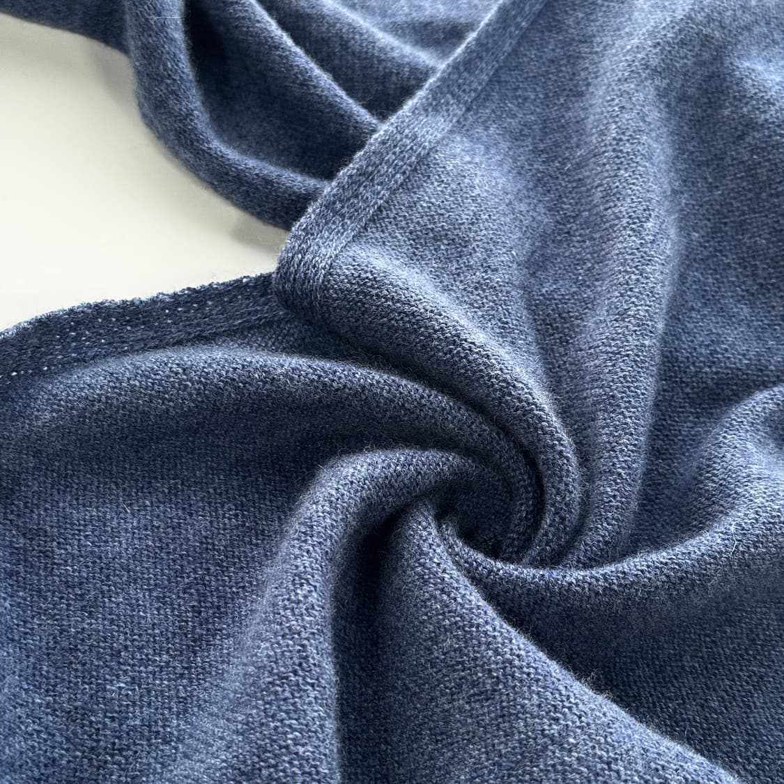 NICKI COLOMBO 캐시미어100 머플러 상품이미지2