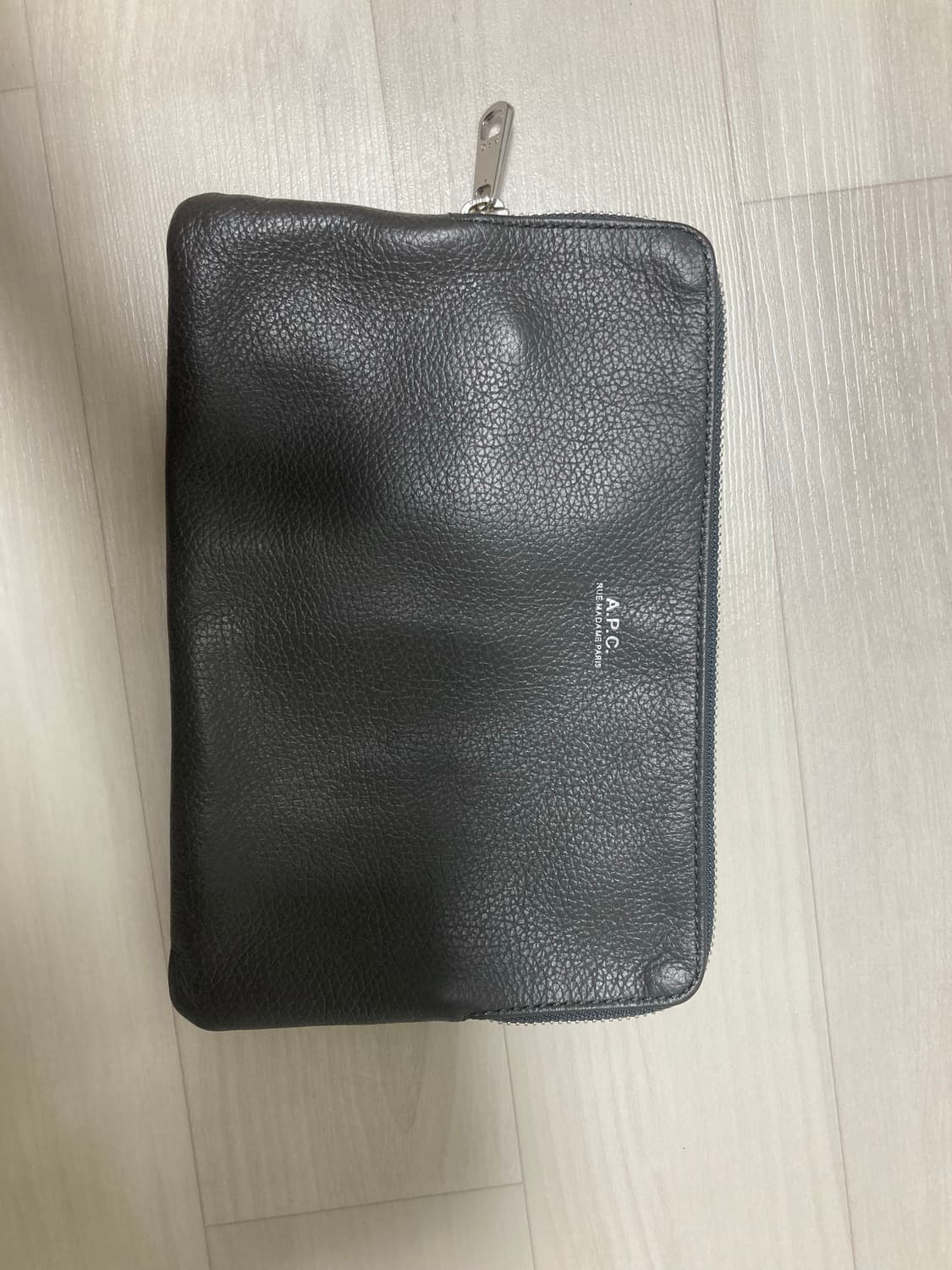 A.P.C 가죽파우치 상품이미지2