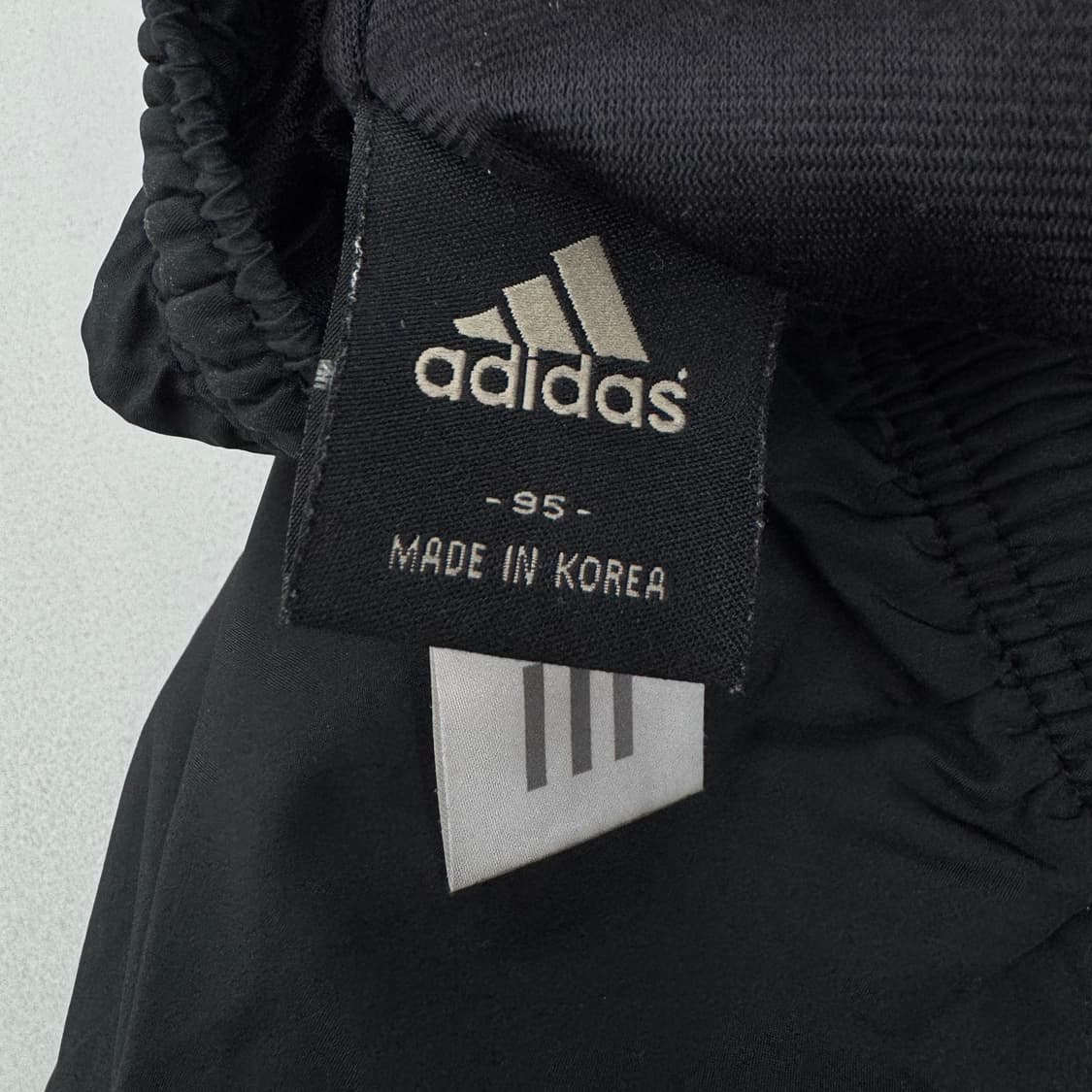아디다스 00s 검핑 삼선 와이드 올드스쿨 바람막이 와이드 트랙팬츠 상품이미지6