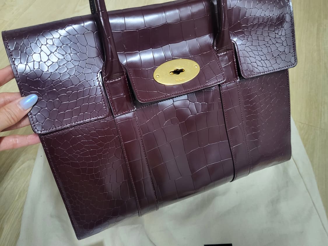 멀버리 버건디 크로크 엠보싱 토트백 상품이미지3