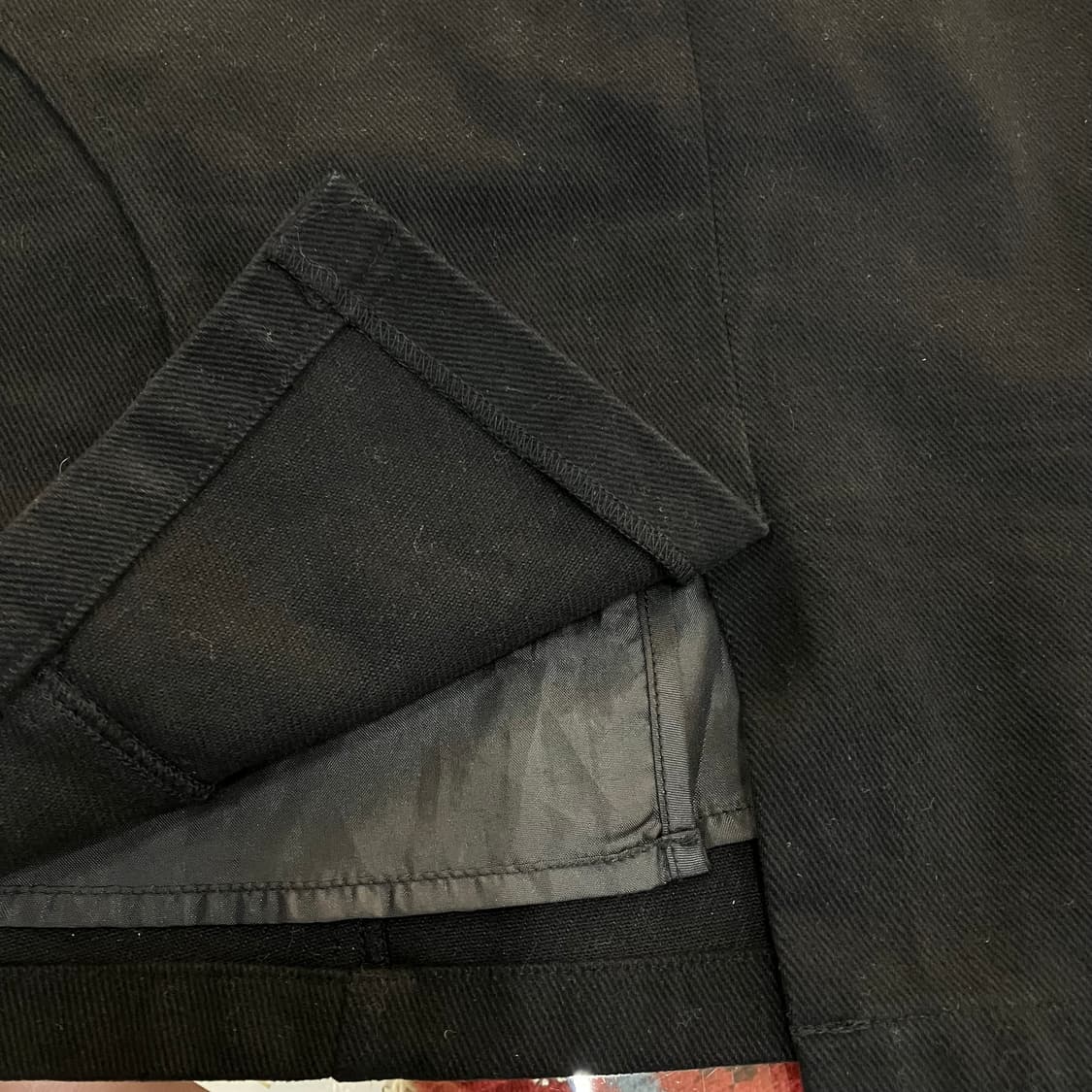 버버리 블랙 니트 배색 미니스커트 상품이미지6