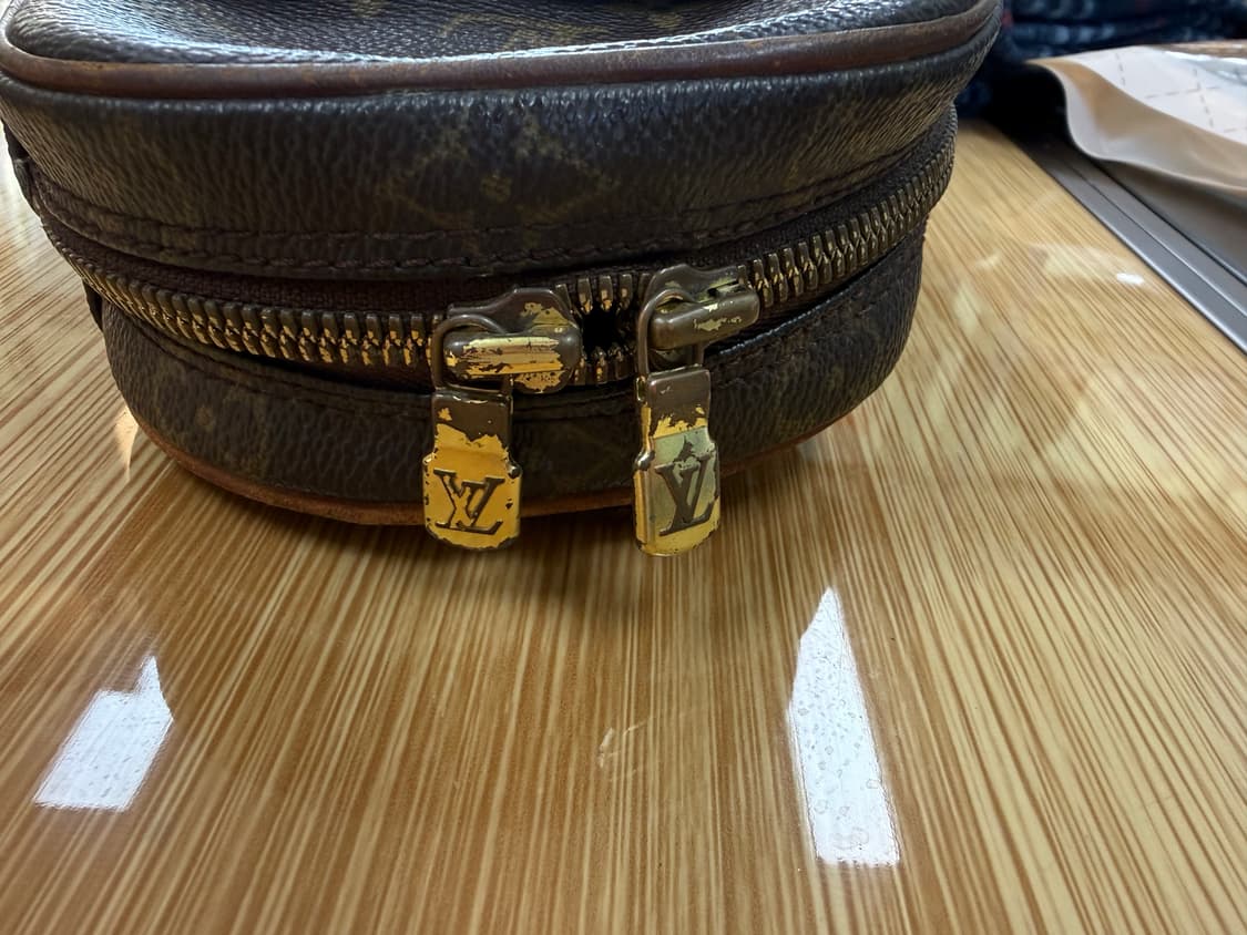 루이비통 모노그램 겐지 힙색 강쥐 웨이스트 크로스 상품이미지5