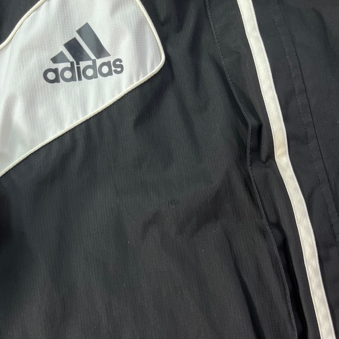 100 아디다스 90s 올드쿨 범고래 나일론 바람막이 상품이미지6