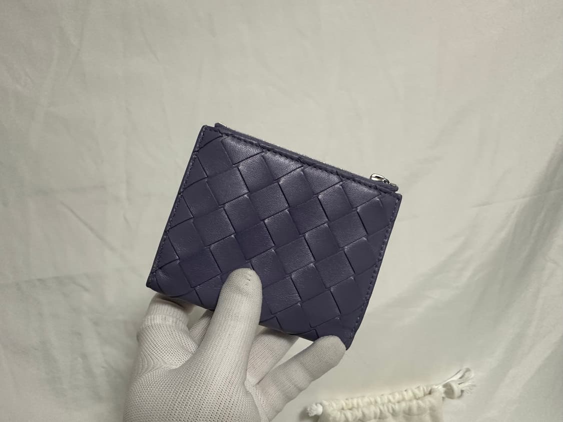 보테가베네타 지퍼 반지갑 라벤더 (OS) 상품이미지3