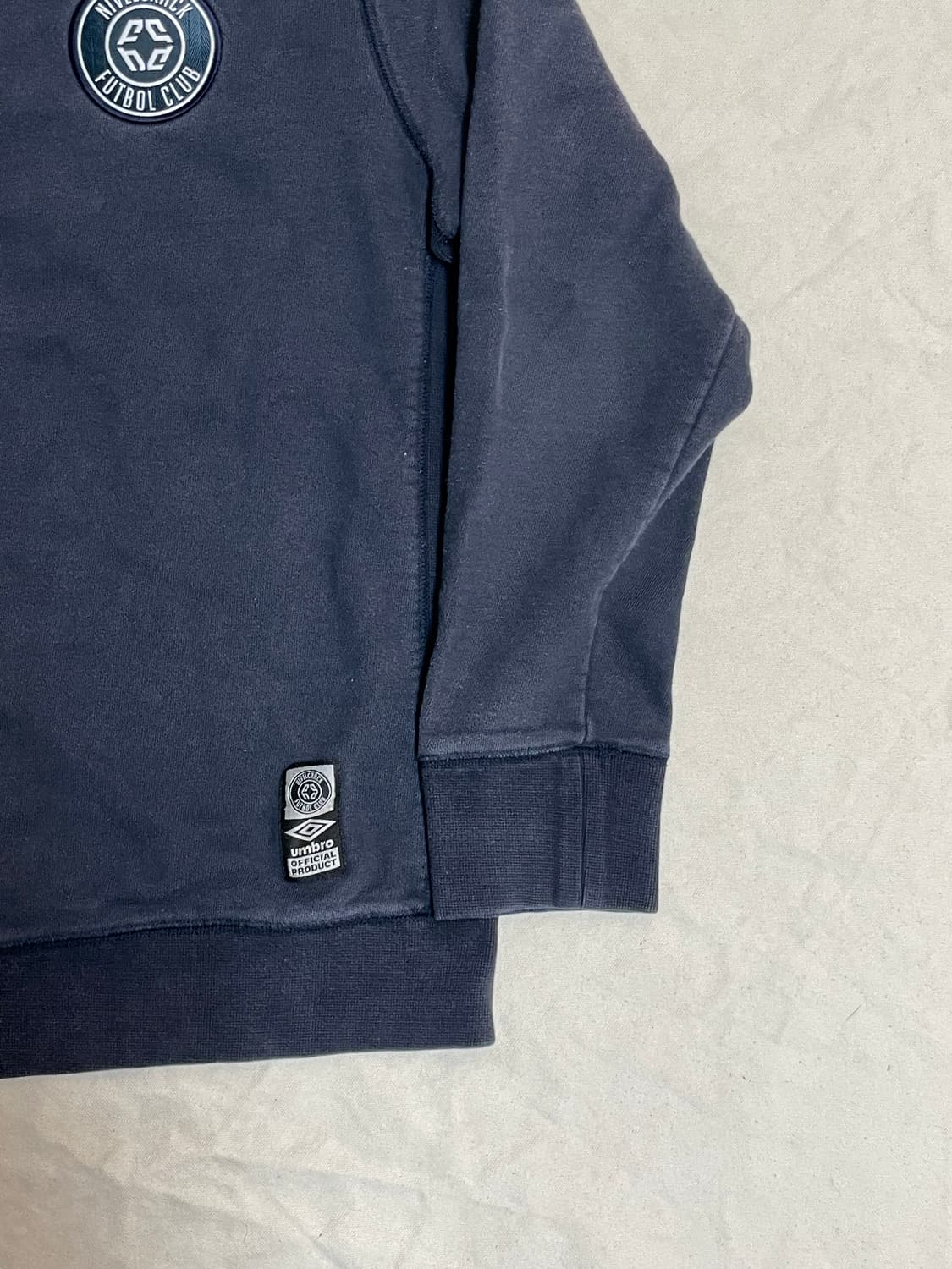 엄브로 맨투맨  상품이미지4