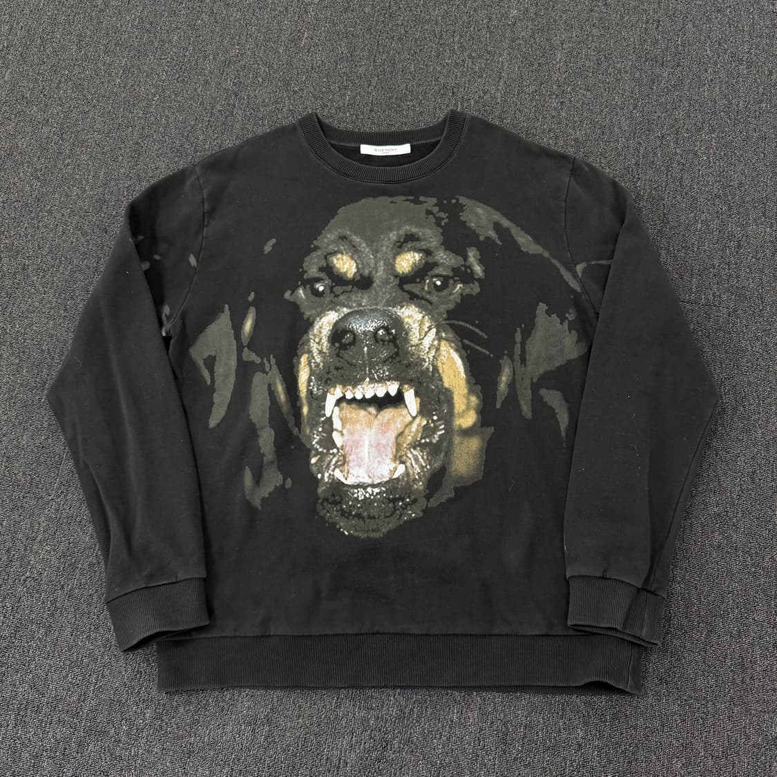 지방시 로트와일러 맨투맨 XXL 상품이미지1