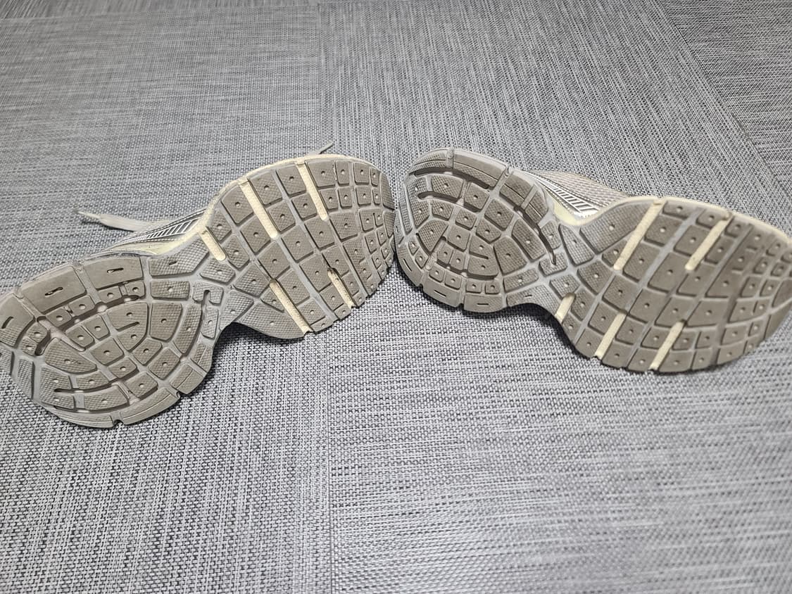 발렌시아가 3xl 에그쉘 스니커즈 40 상품이미지9