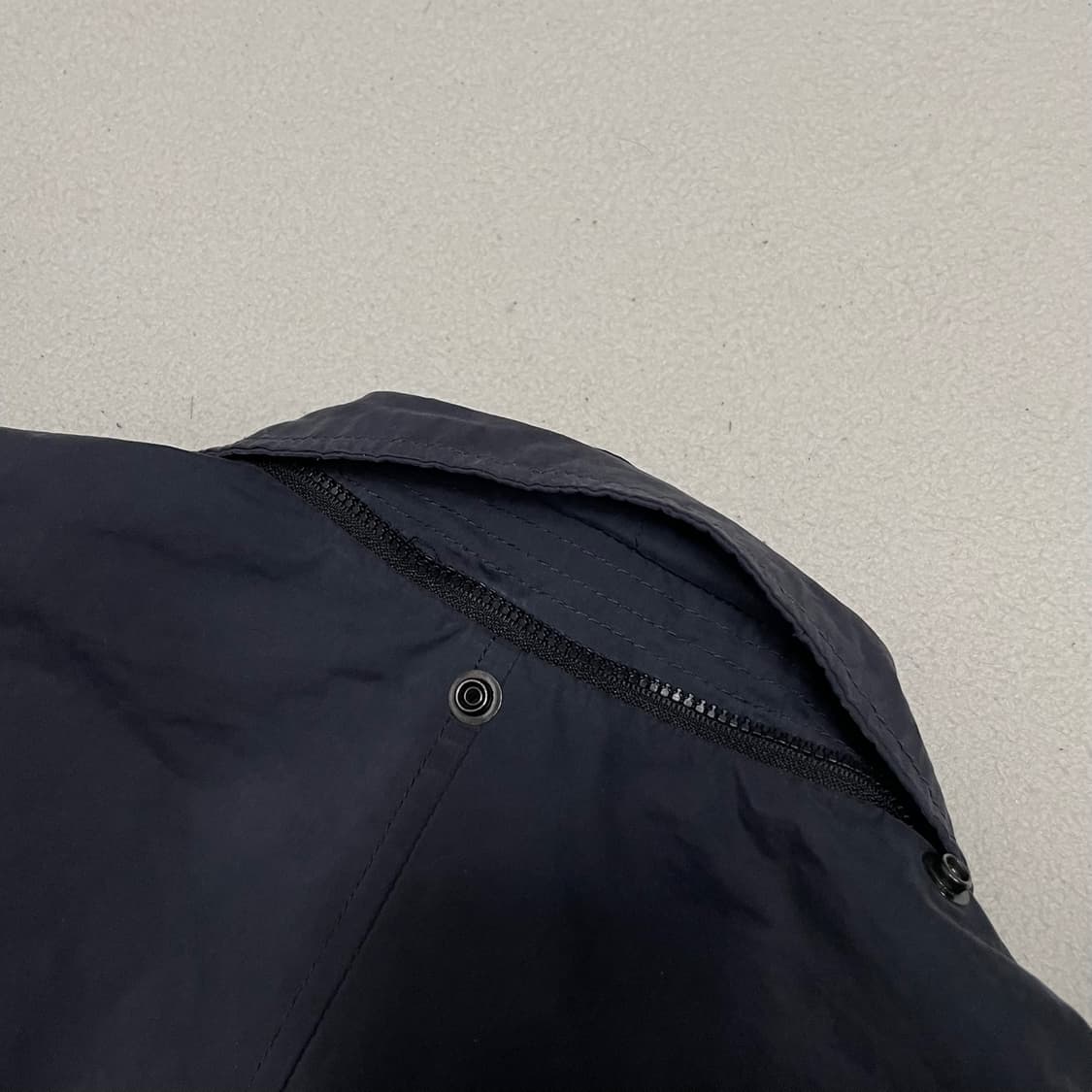 [100] CP컴퍼니 씨피 렌즈 와펜 나일론 싱글 발마칸 코트 1850 상품이미지4