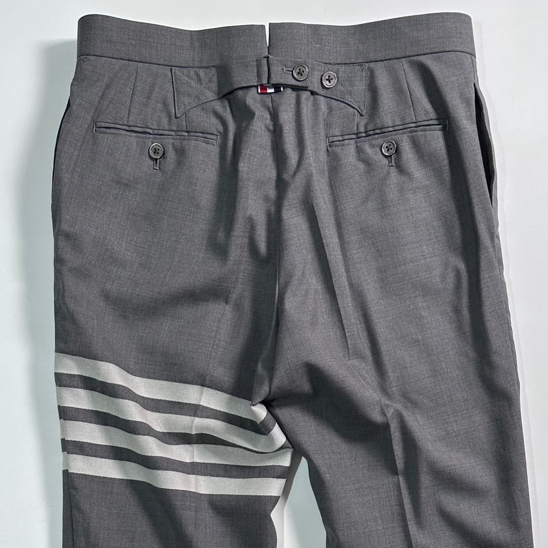 톰브라운 사선 그레이 슬랙스   상품이미지7
