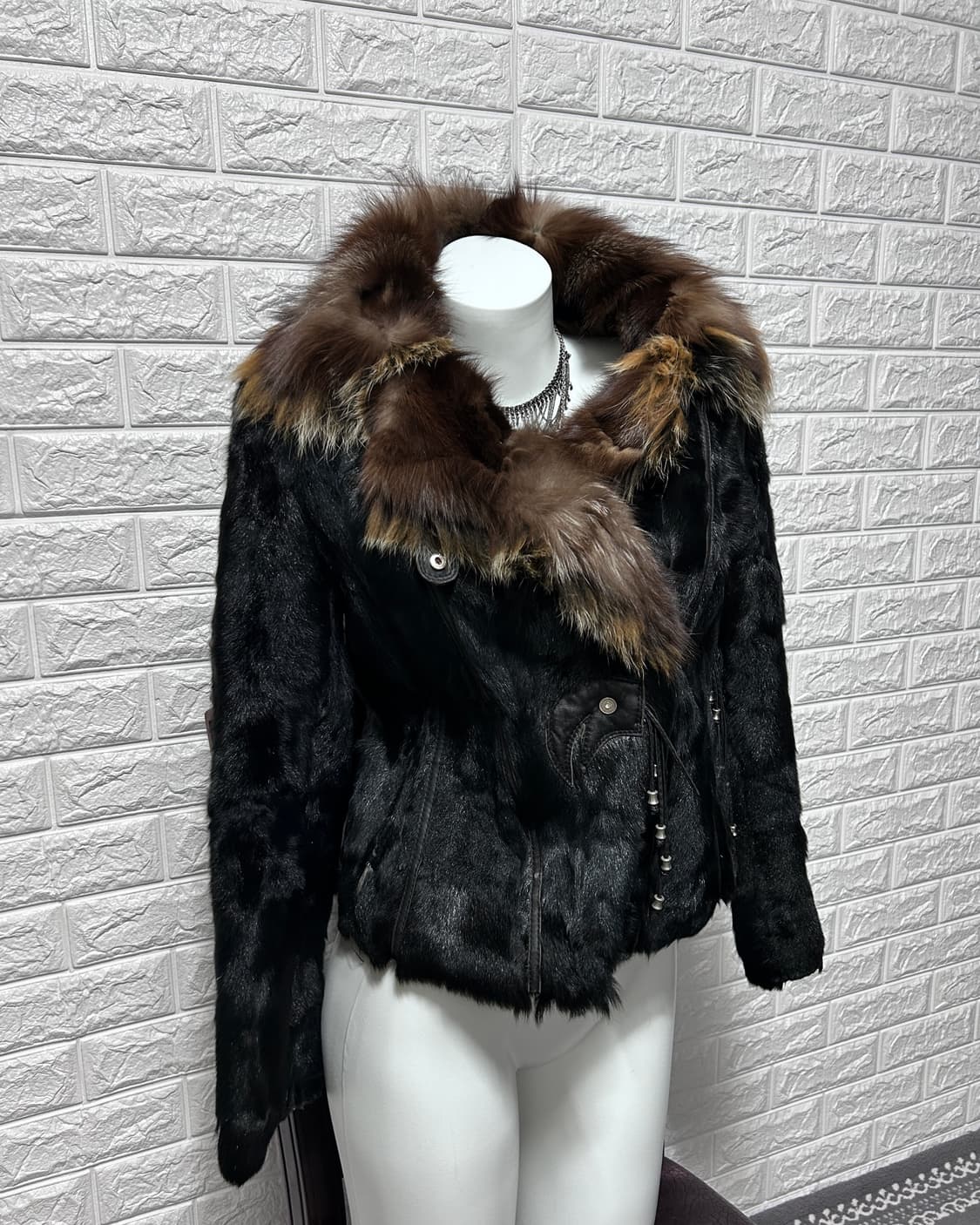 Ezilli 고딕 램스킨 폭스 퍼 자켓 상품이미지1