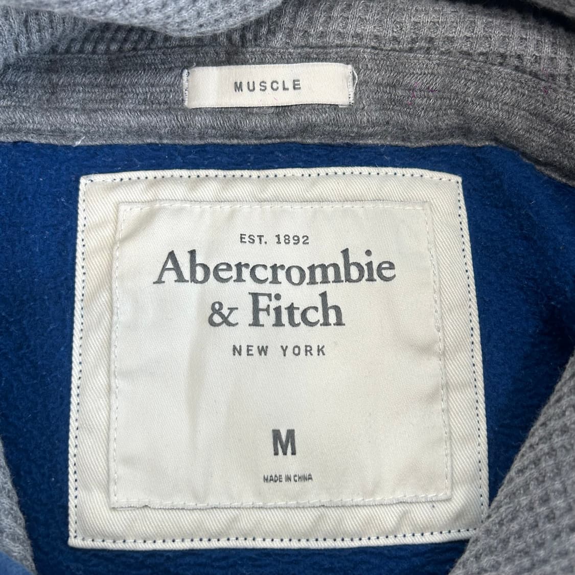 Abercrombie 아베크롬비 a&fitch 네이비 후드티 상품이미지5