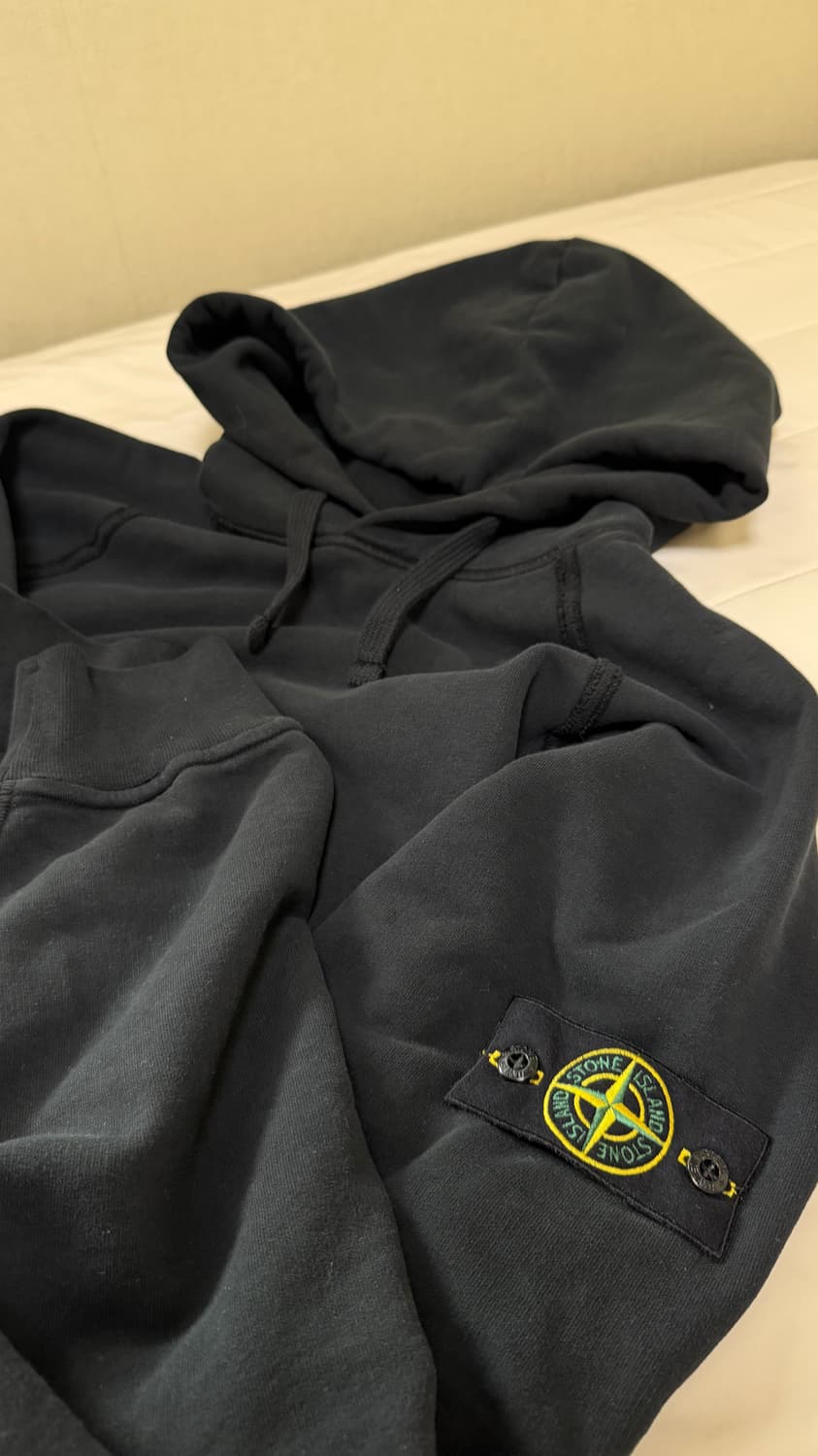 스톤아일랜드 후드티 25fw 상품이미지1