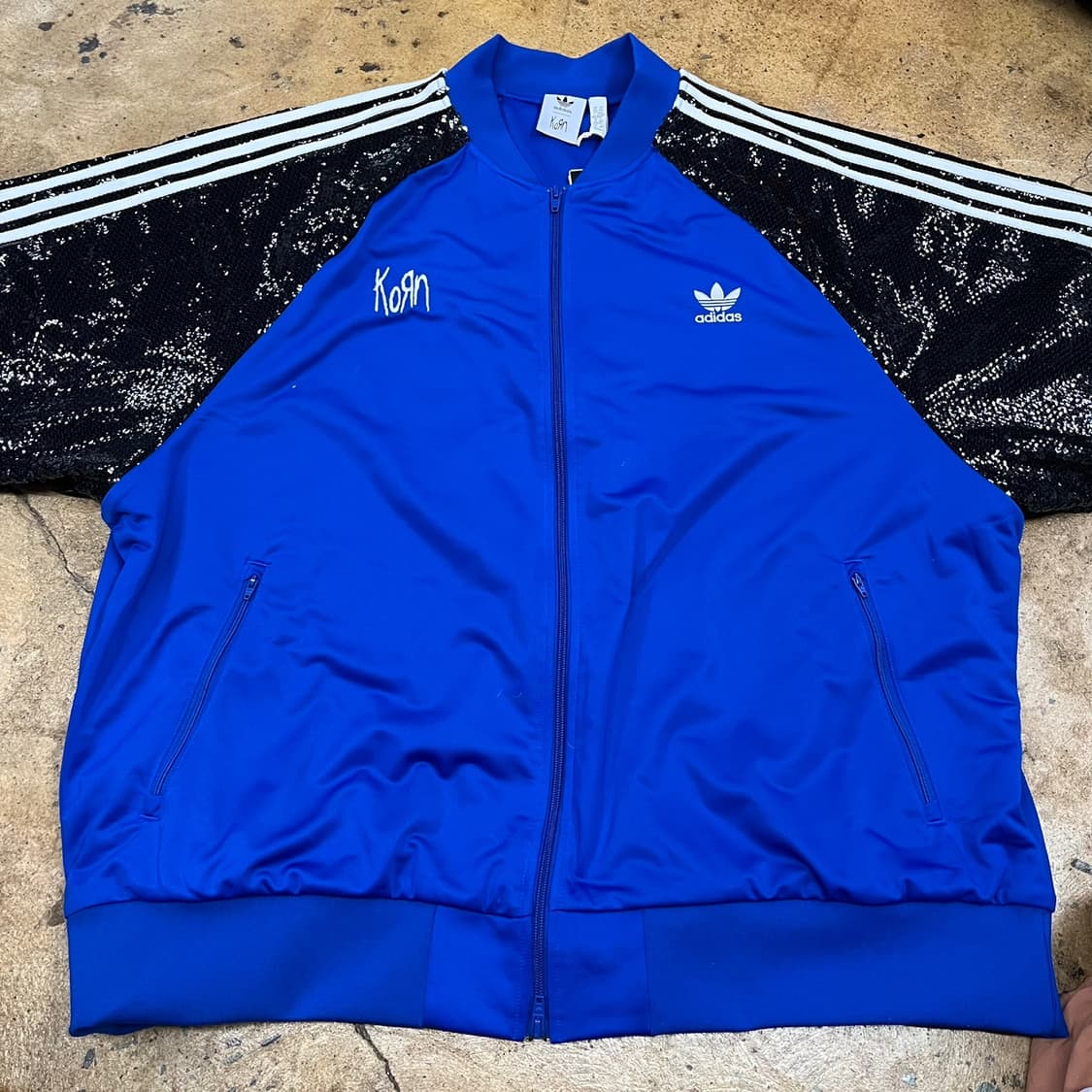 [정품/2XL]  Korn x 아디다스 블랙 스팽글 트레이닝 셋업 b15 상품이미지2