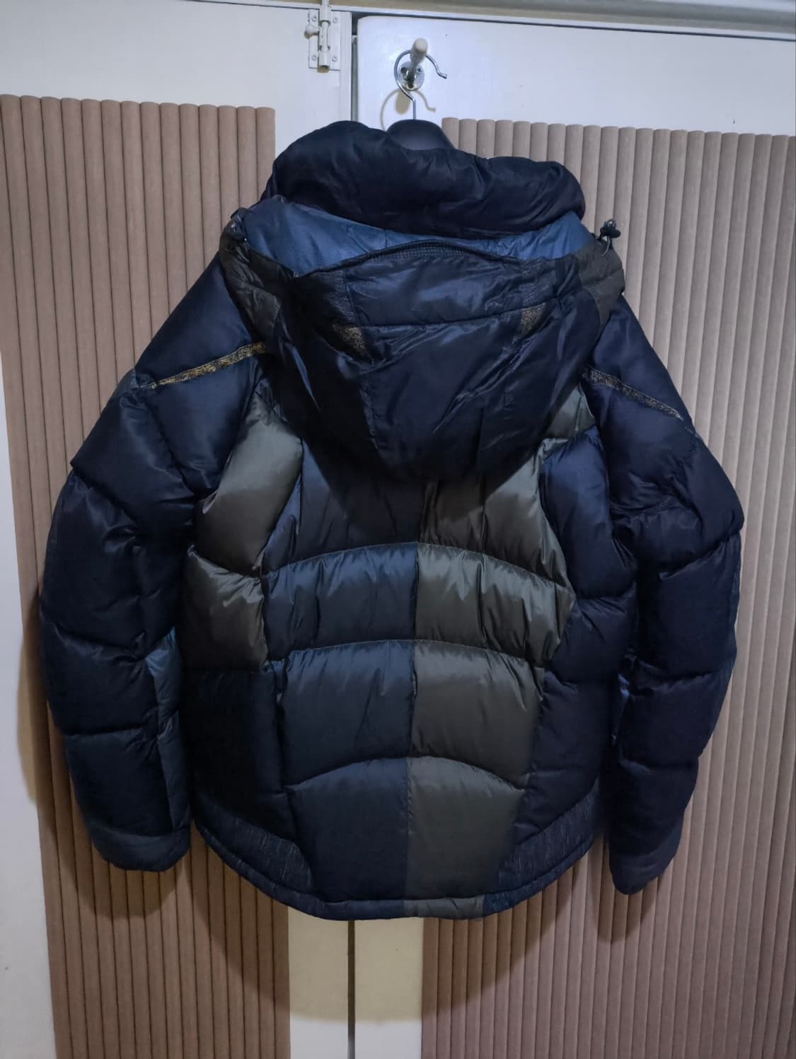 100 블랙야크 헤비 구스다운 대장급 패딩 상품이미지8