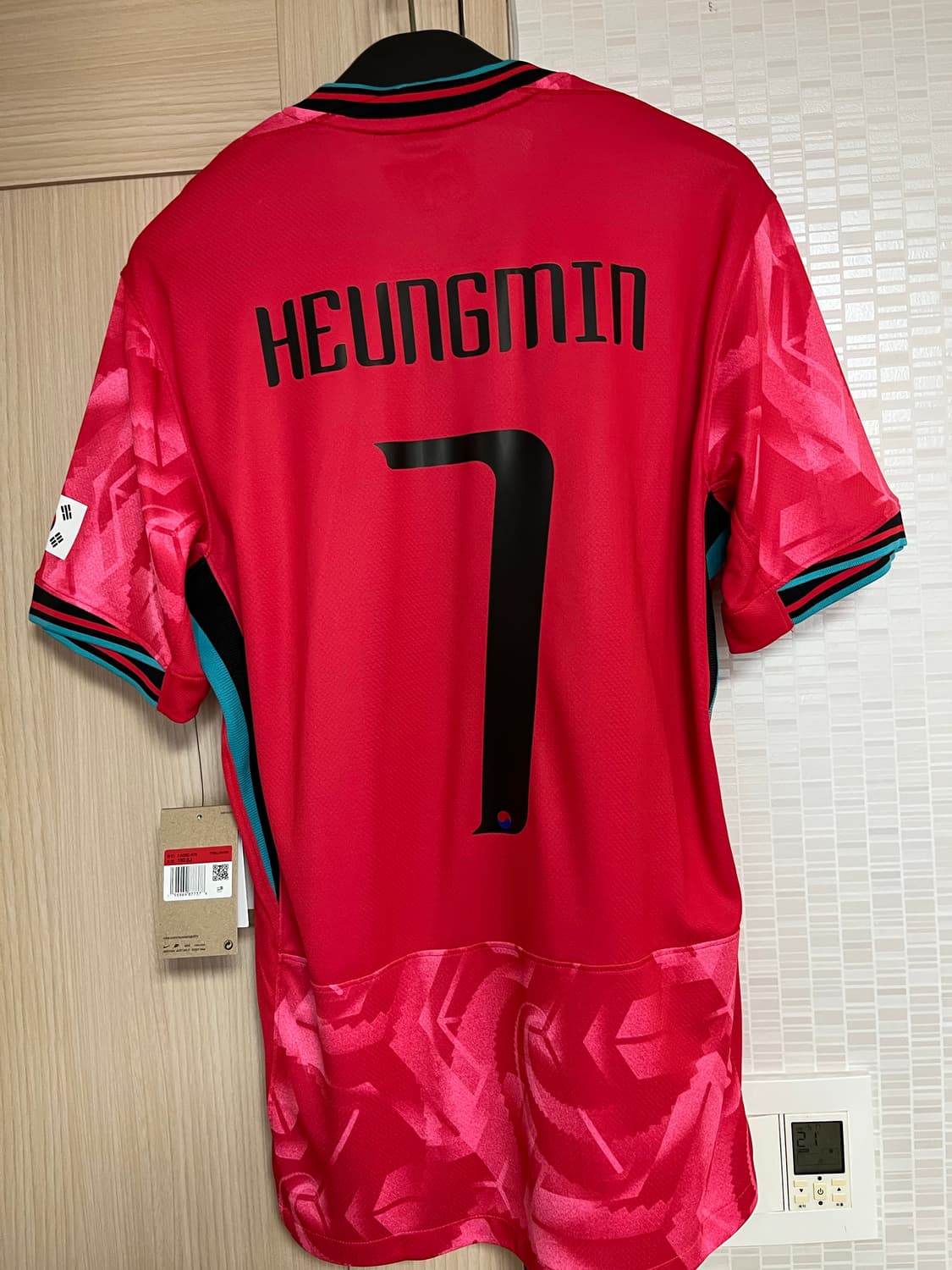 [100] 대한민국 24-25 홈 유니폼 손흥민 마킹 상품이미지3