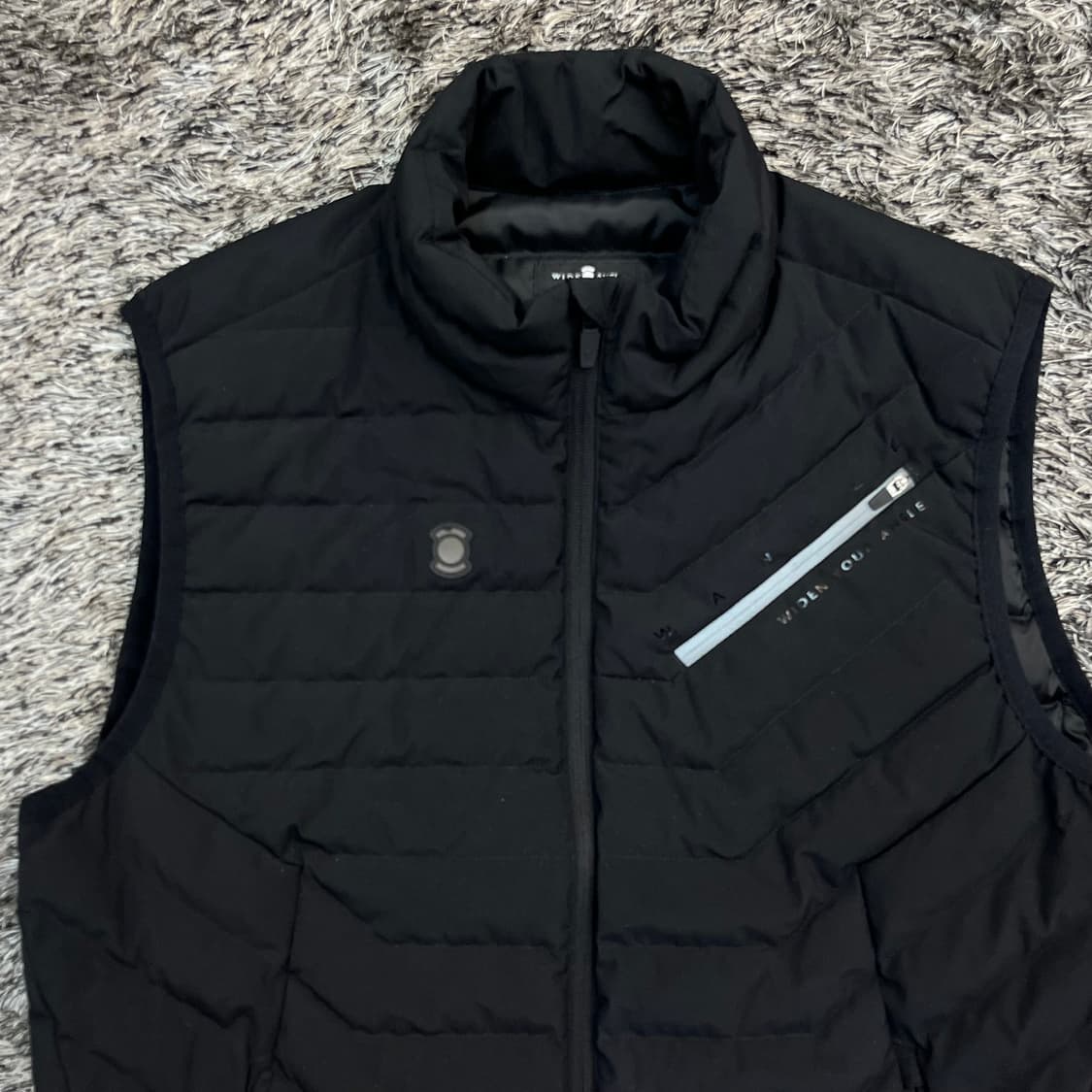 와이드앵글 구스다운 경량패딩 베스트 (100) 상품이미지2