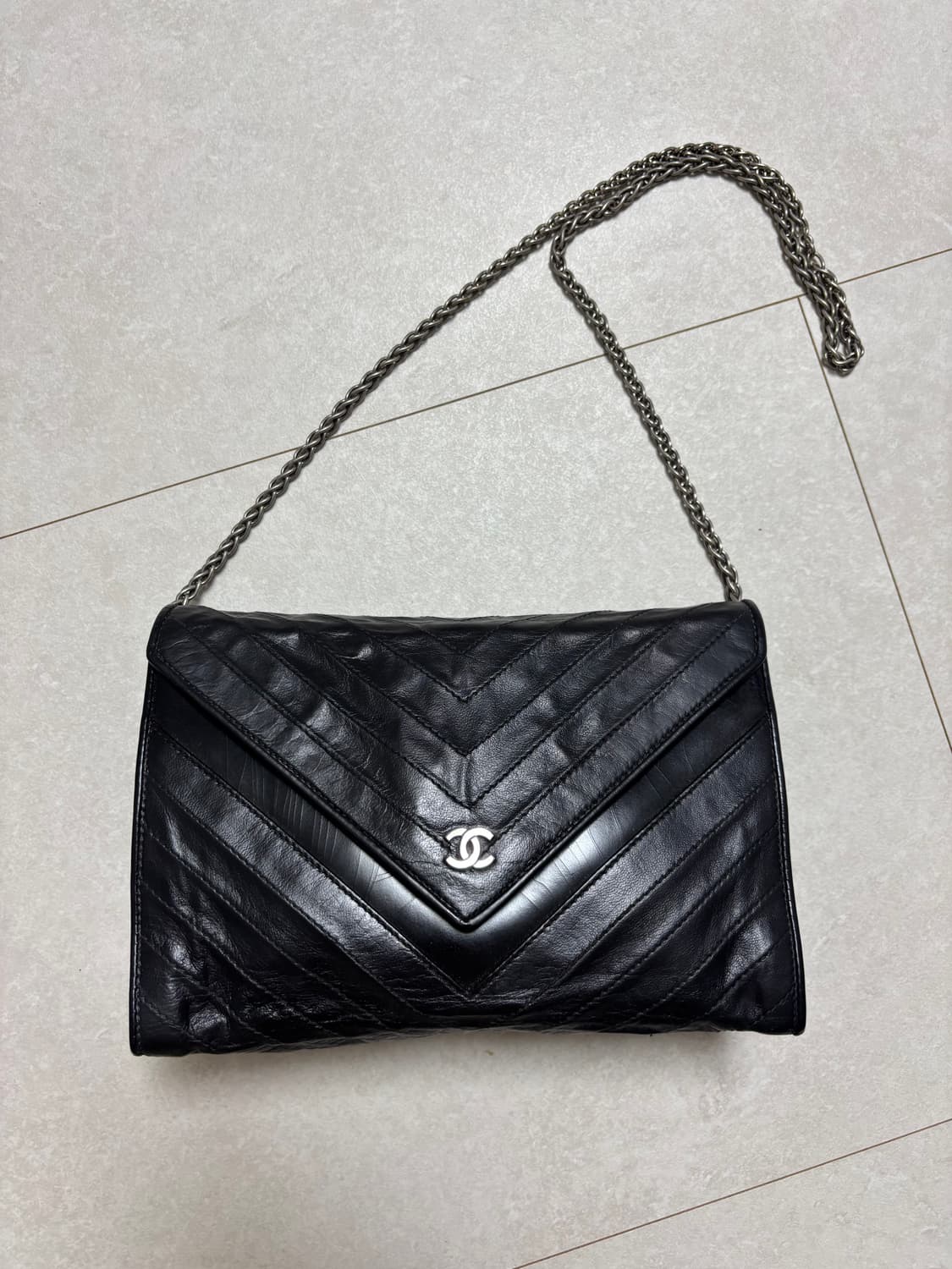 샤넬 빈티지 쉐브론 블랙 체인백 상품이미지1