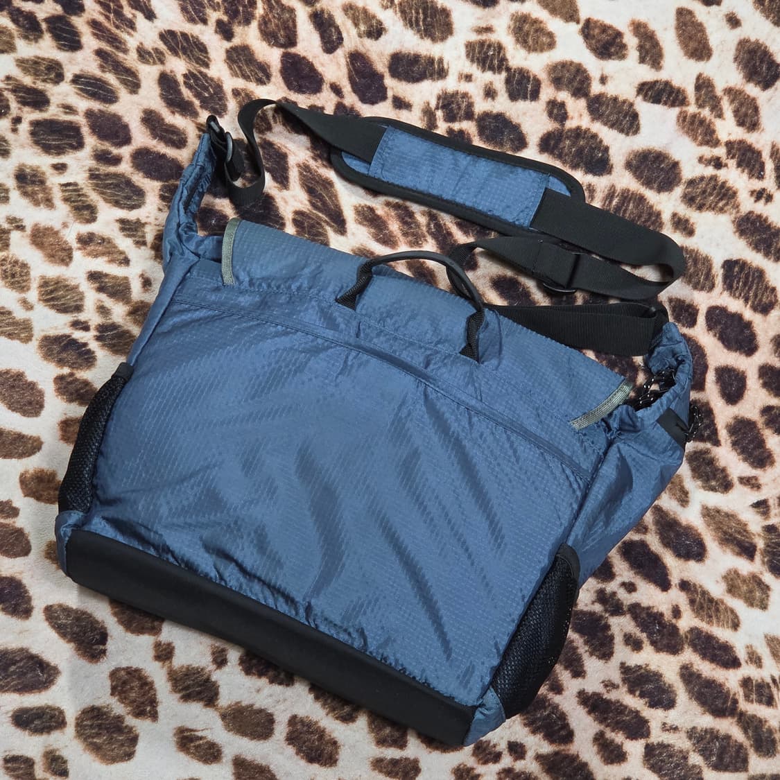 컬럼비아 고어택스 고프코어 크로스 메신저백 상품이미지6