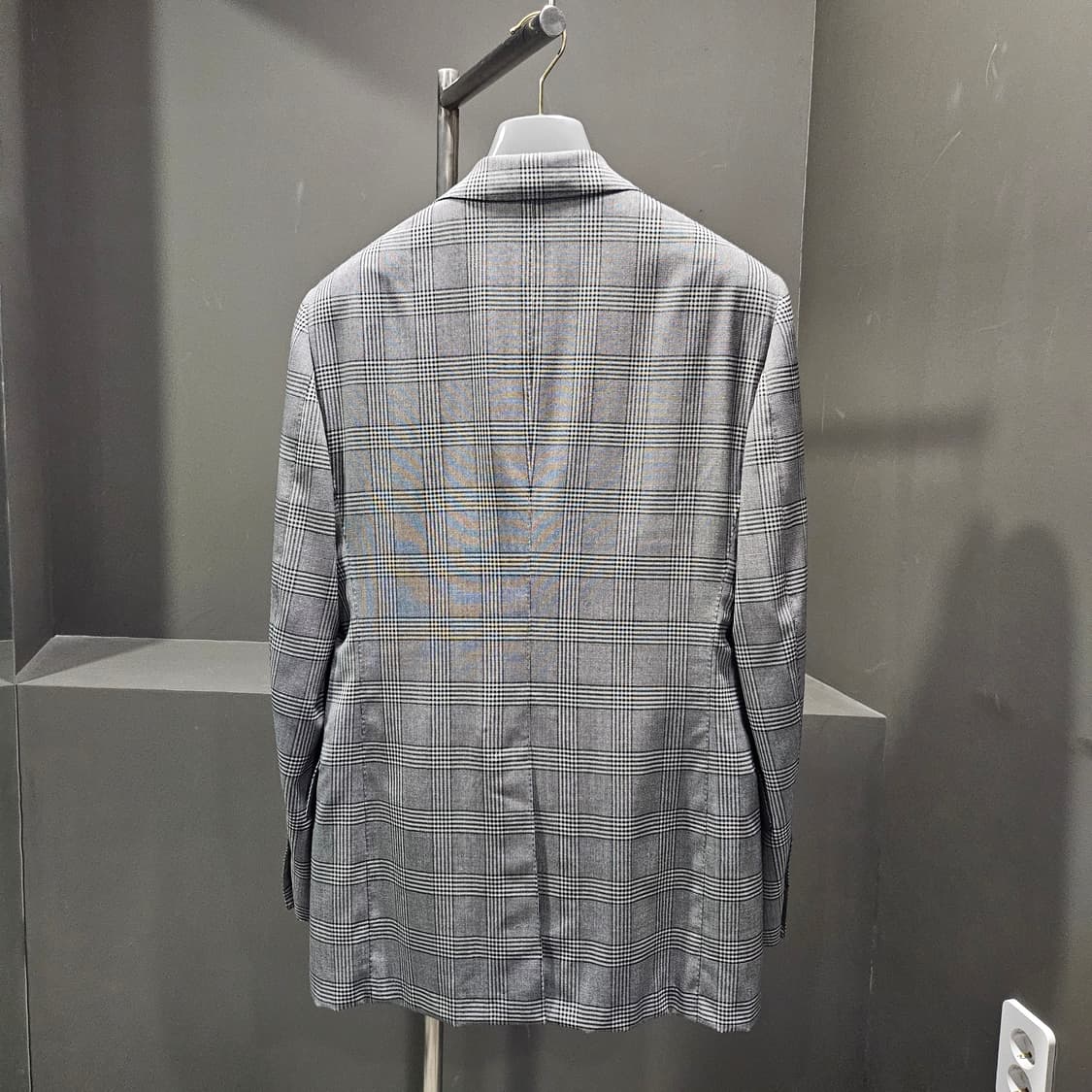 톰포드 프린스 오브 웨일즈 패턴 아티쿠스 정장 셋업 상품이미지3