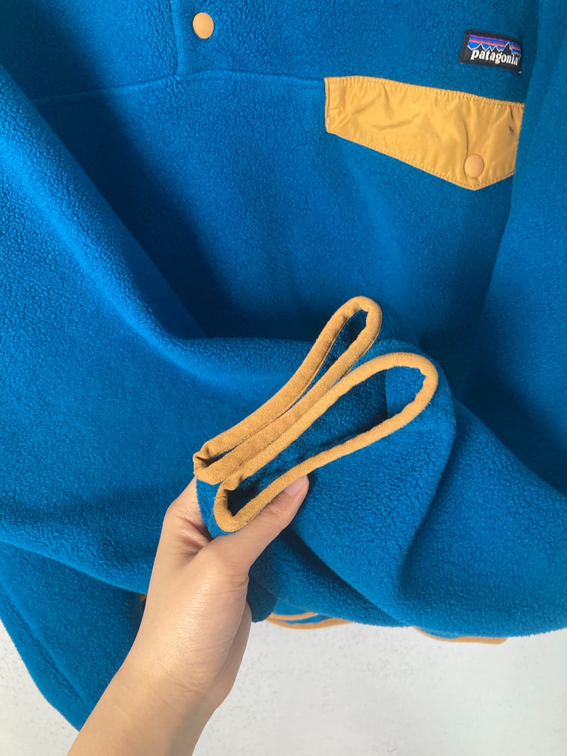 파타고니아 신칠라 풀오버 언더워터 블루/옐로우 (L) 상품이미지5