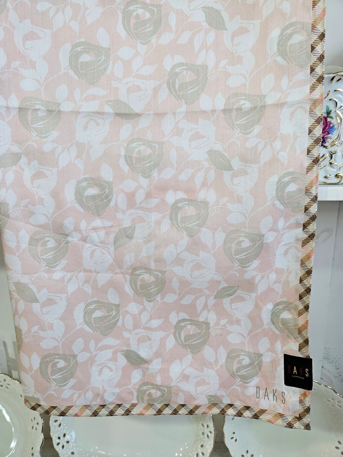 닥스(DAKS) 런던 플라워 손수건 스카프 새제품 상품이미지3