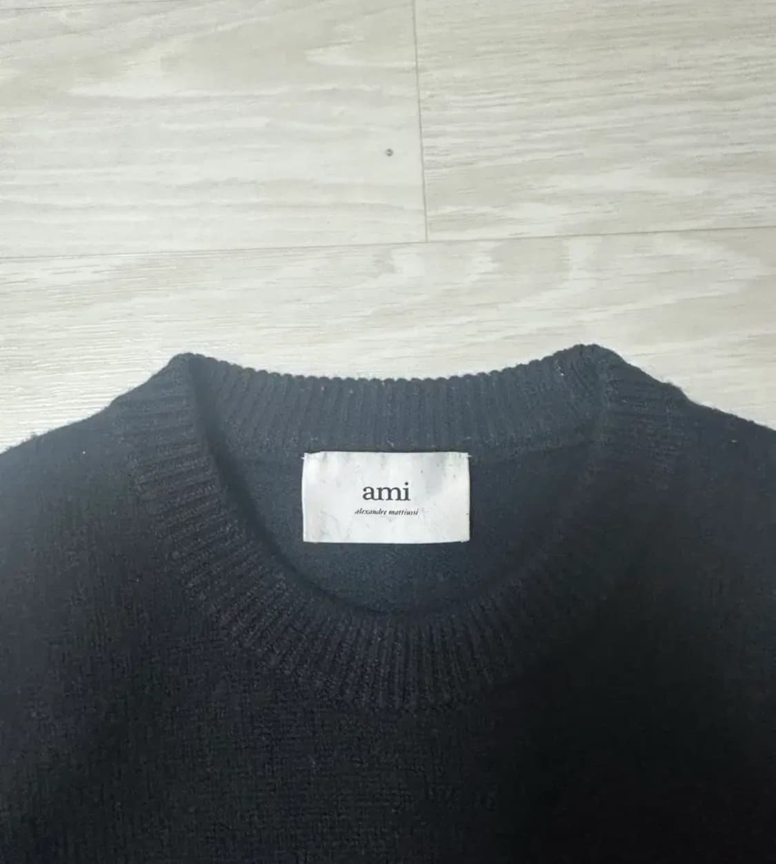 (급매)아미 S 빅로고 오버핏 니트 블랙 (s사이즈) 상품이미지3