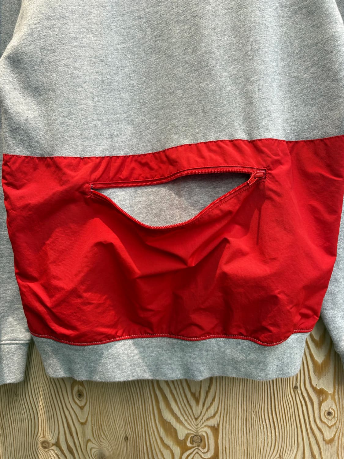 스투시 백 포켓 맨투맨 상품이미지4