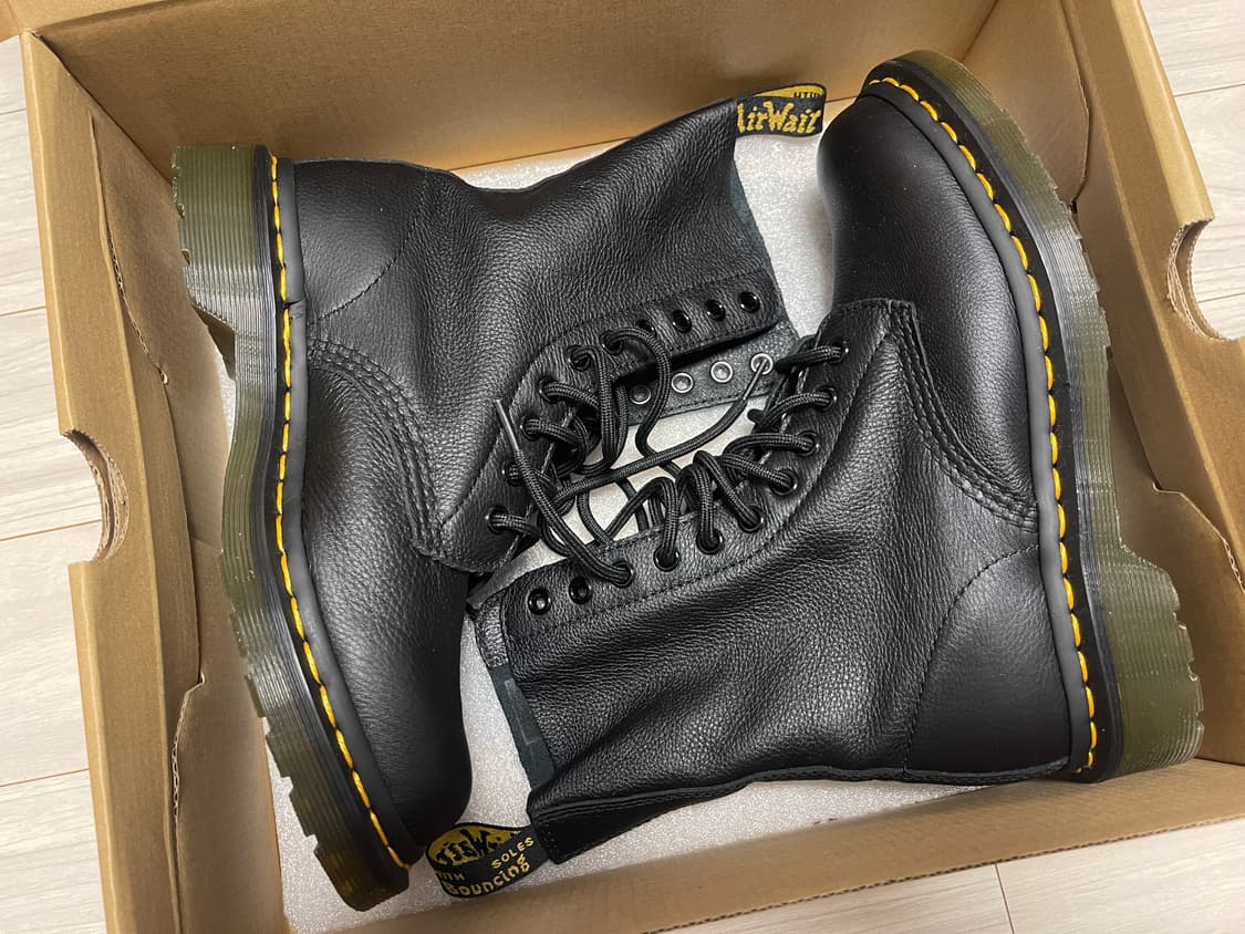 닥터마틴 1490 버지니아 블랙 UK5 새상품 상품이미지2