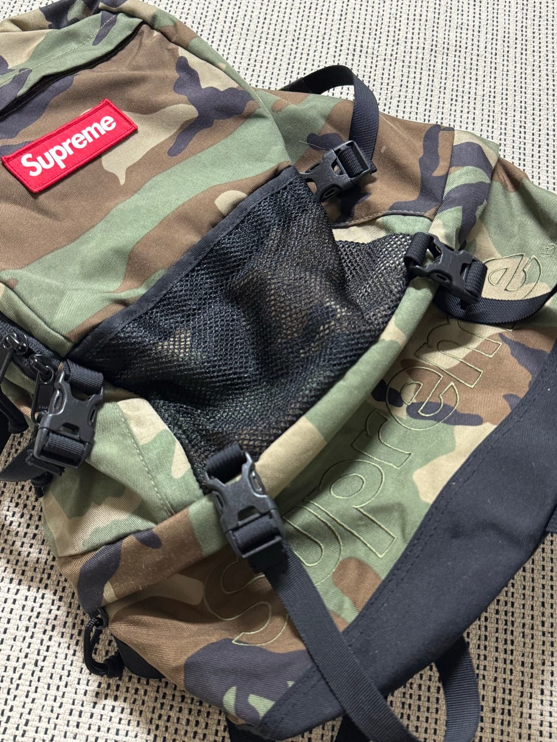 슈프림 15FW 컨투어 카모 우드랜드 백팩 상품이미지5