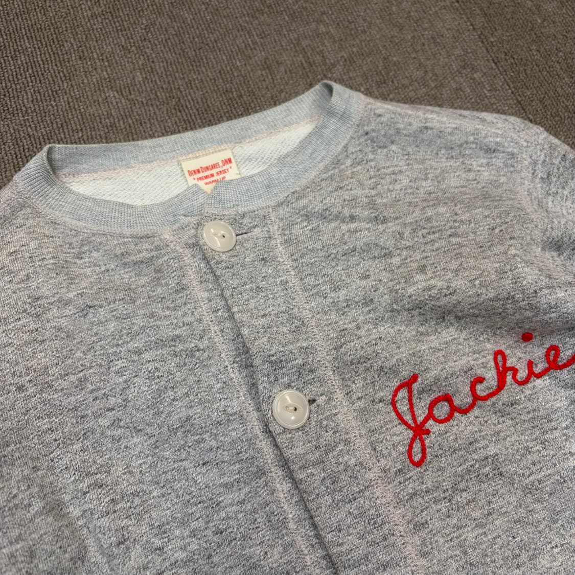 DENIM DUNGAREE 데님앤던가리 우먼스 웜업 자수 탑 상품이미지2