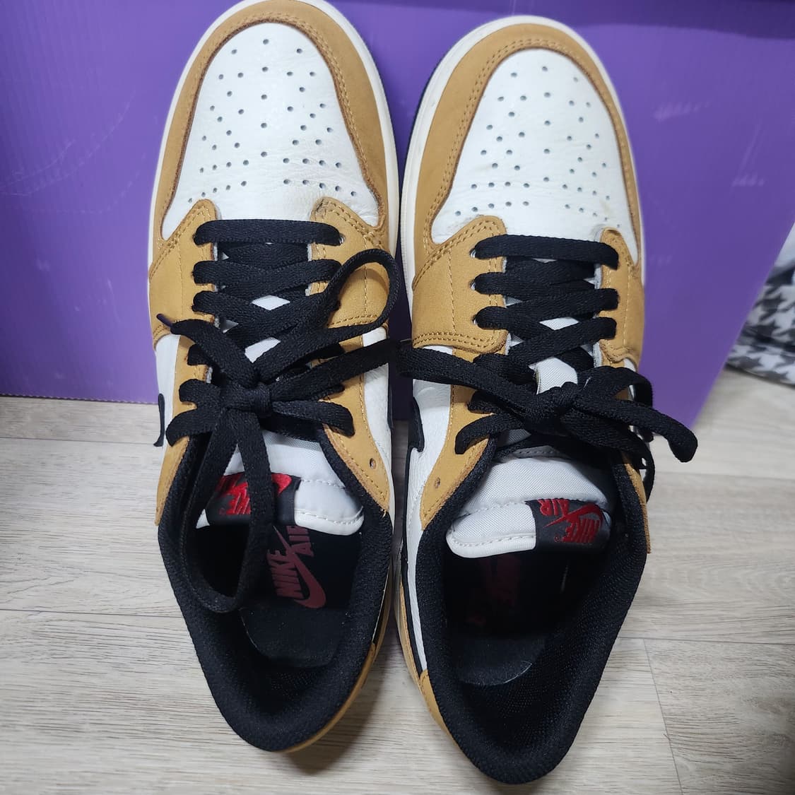 270 조던1 OG 로우  루키 세일앤골드 상품이미지3