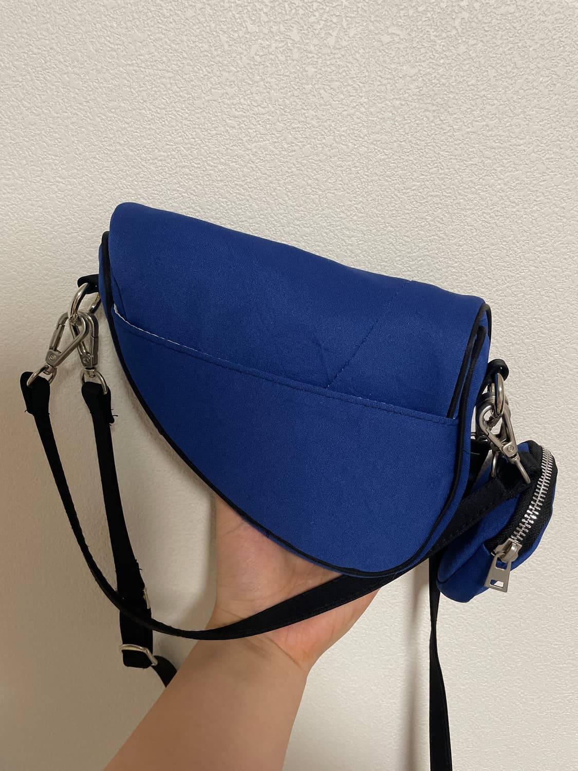 언더아머 새들백 상품이미지2