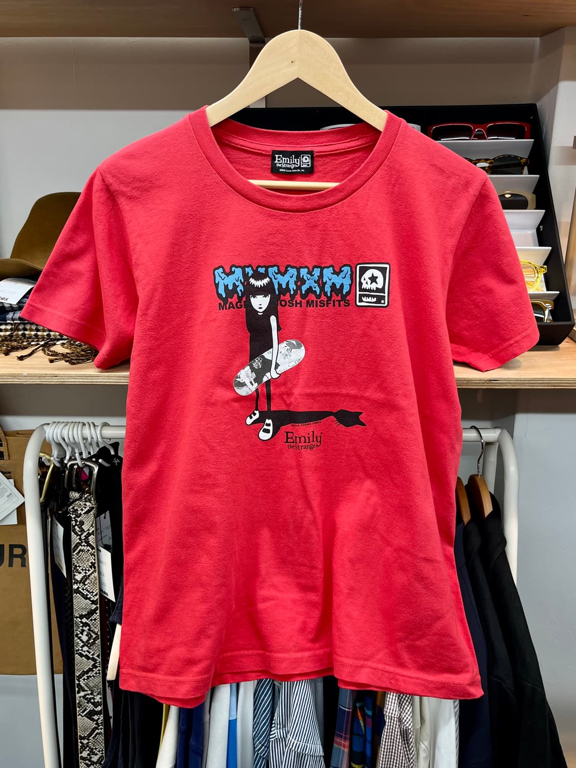 [90] MxMxM X Emily the Strange 반팔티  상품이미지1