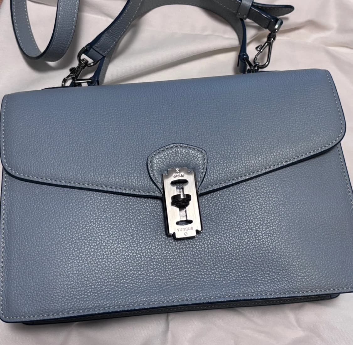 분크 퍼펙 브릴리앙 사첼백 M 상품이미지4