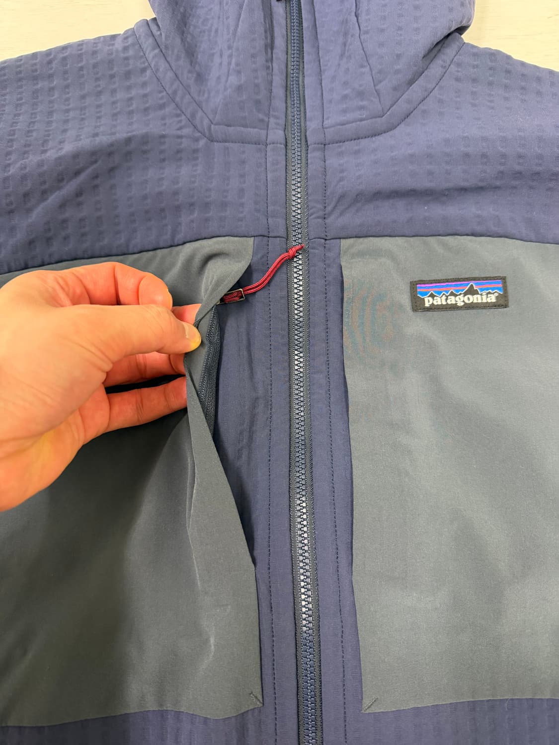 파타고니아 R2  후드 집업 M 사이즈 상품이미지2