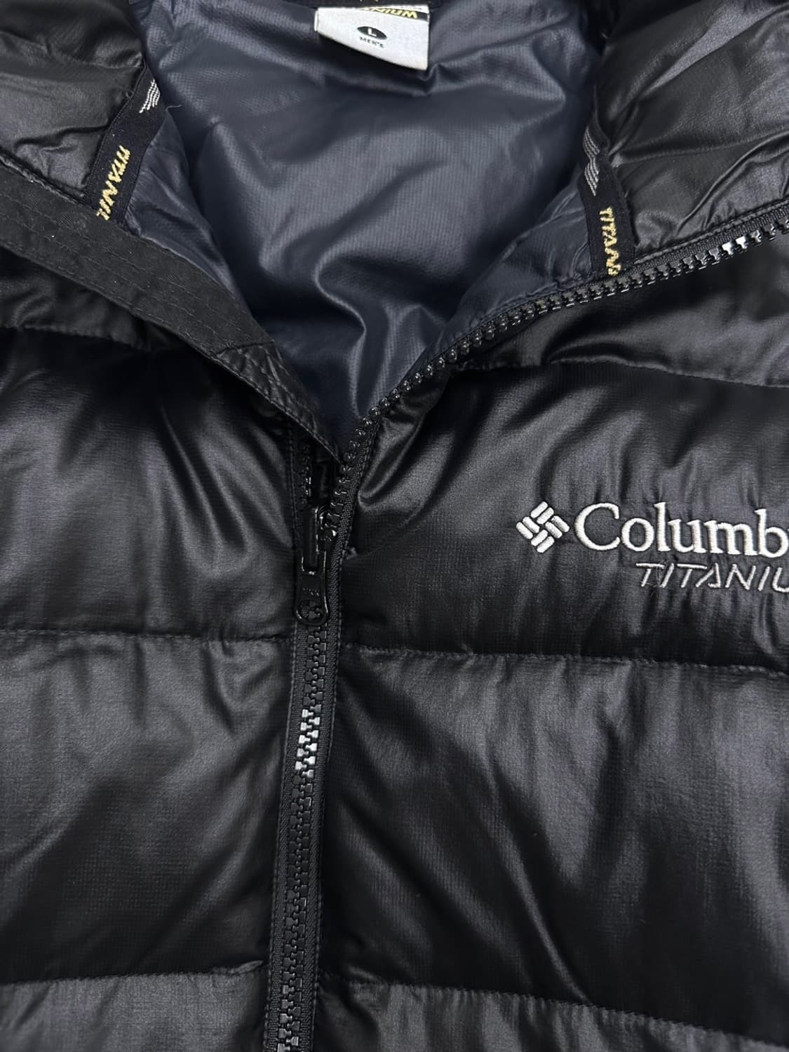 컬럼비아 구스다운 경량패딩 블랙 (L) 상품이미지4