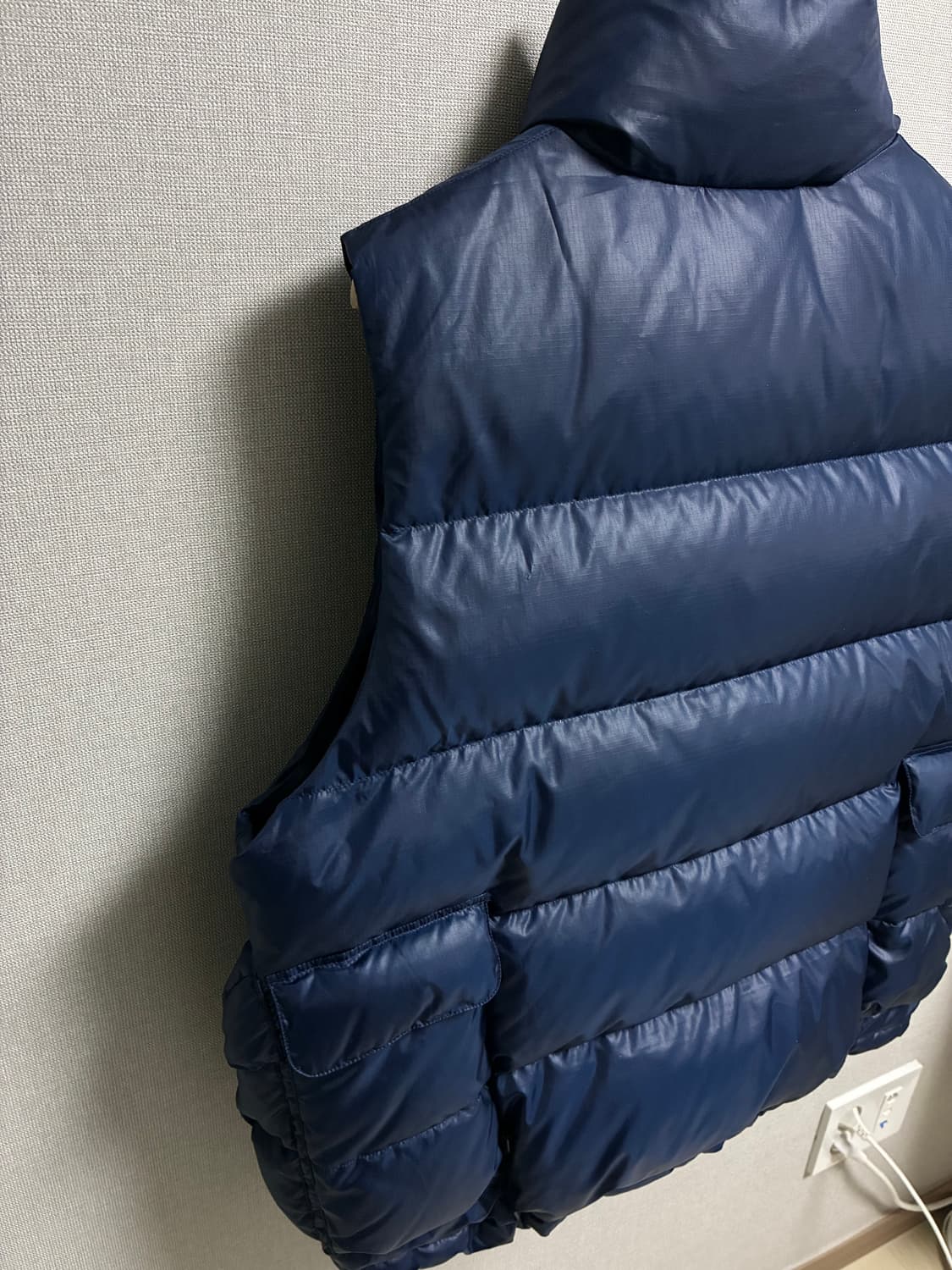 다이와피어39 테크 백 패커 다운 베스트 navy컬러 M사이즈 상품이미지8