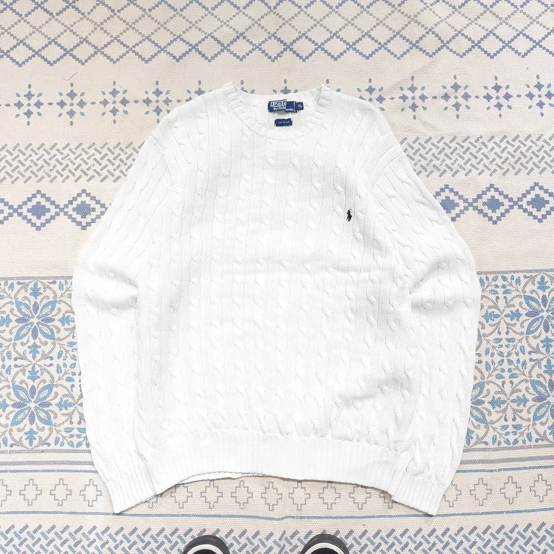 폴로랄프로렌 화이트 네이비포니 케이블 꽈배기 패턴 코튼 라운드넥 니트 상품이미지3