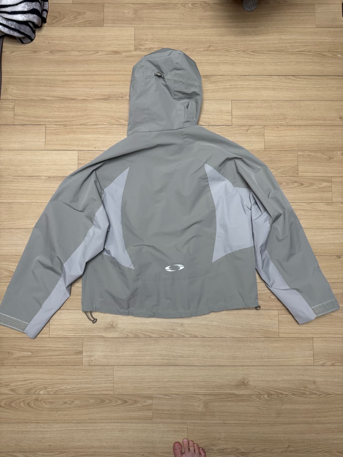 그레일즈 바람막이 상품이미지2