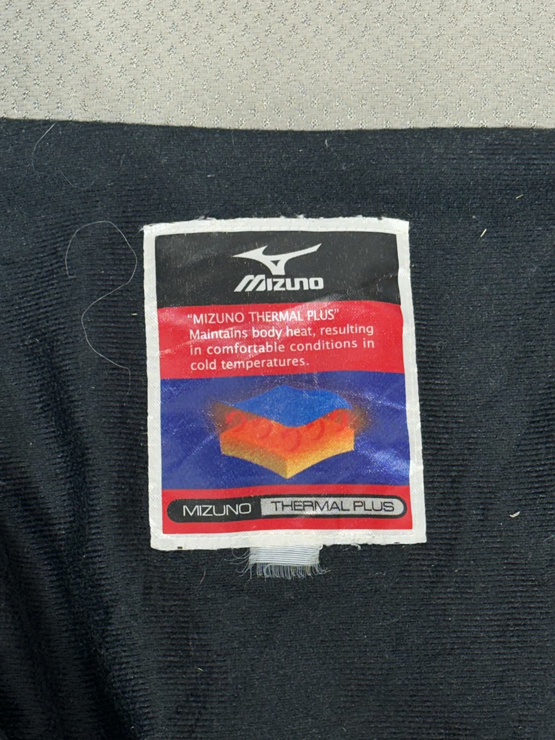 미즈노 블랙 올드스쿨 사이드 라인 오버핏 바람막이 자켓 상품이미지7