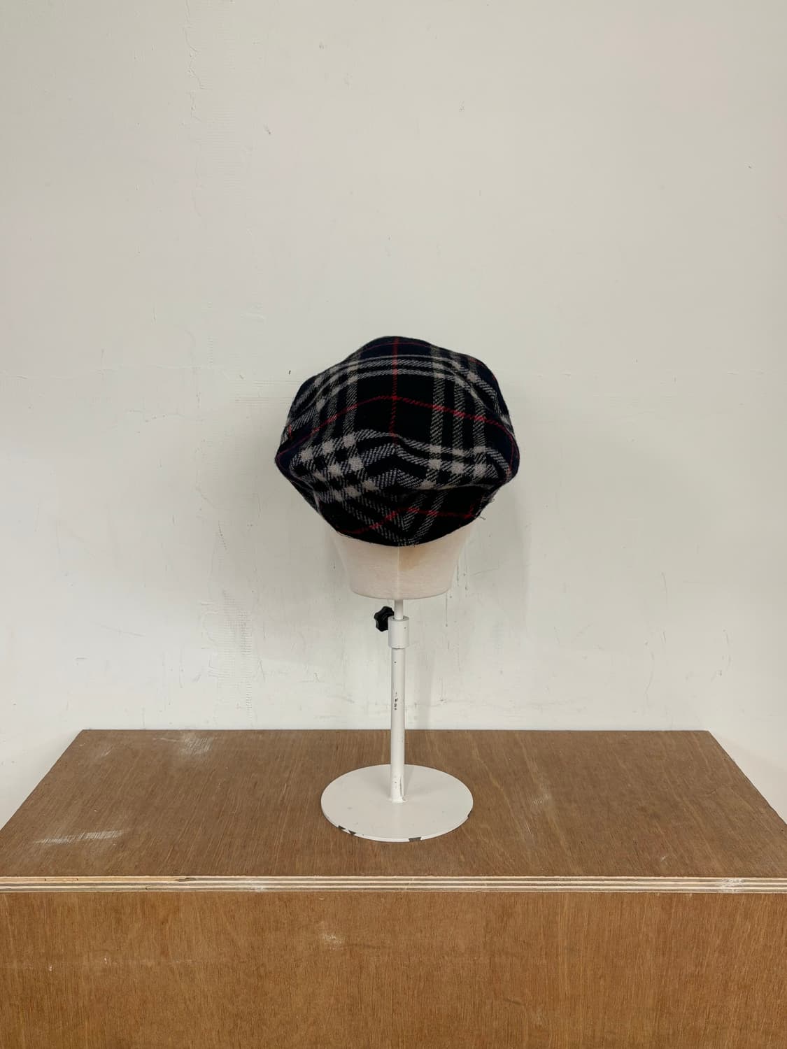 버버리 울 체크 헌팅캡 상품이미지4