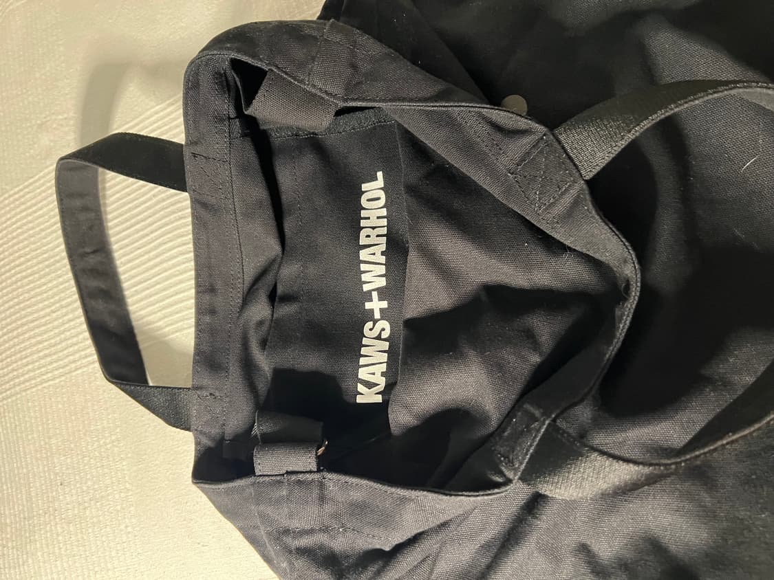 KAWS X WARHOL 유니클로 코튼백 상품이미지3