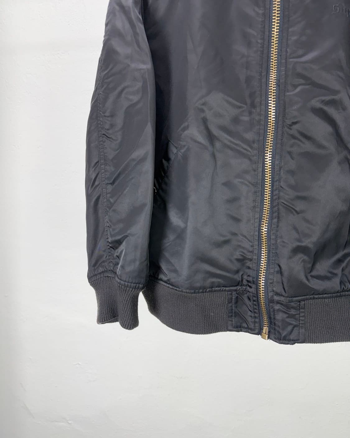 슈프림 16ss 블랙 올드 잉글리시 체커보드 로고 봄버 자켓 상품이미지5