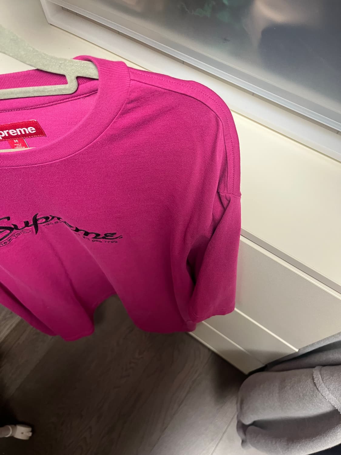 슈프림 탑(컨택트 숏슬리브 탑 플럼 M) 상품이미지4