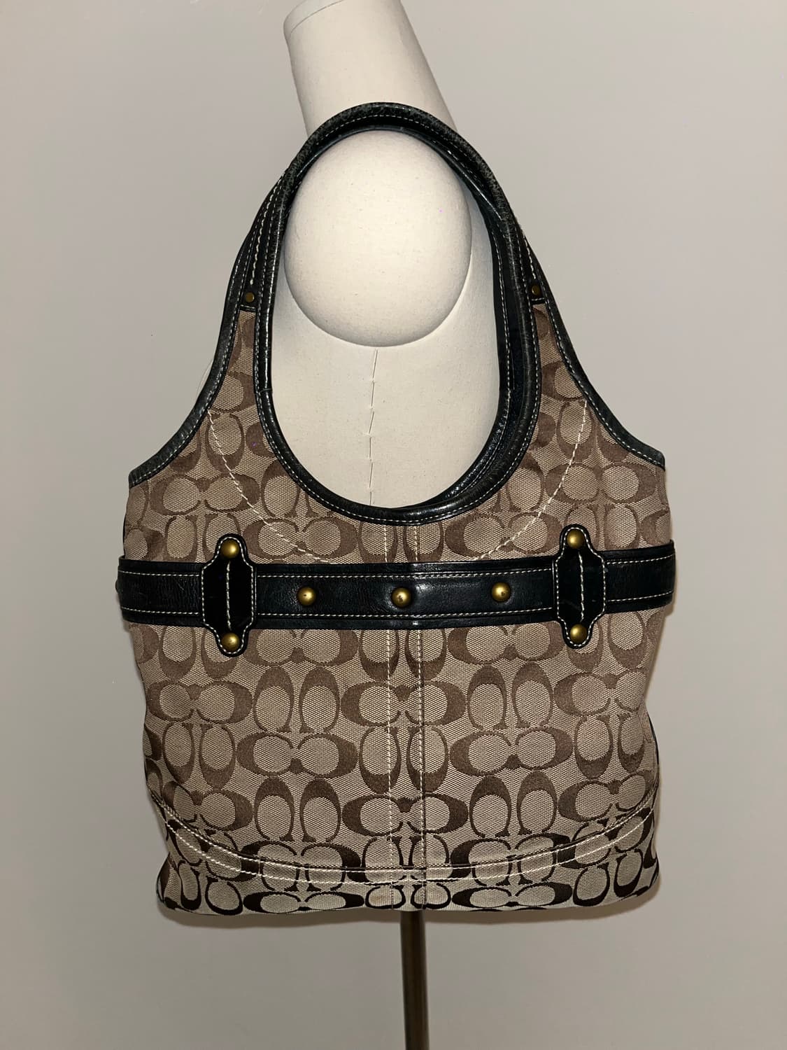 Coach Beige & Black Shoulder Bag 상품이미지6